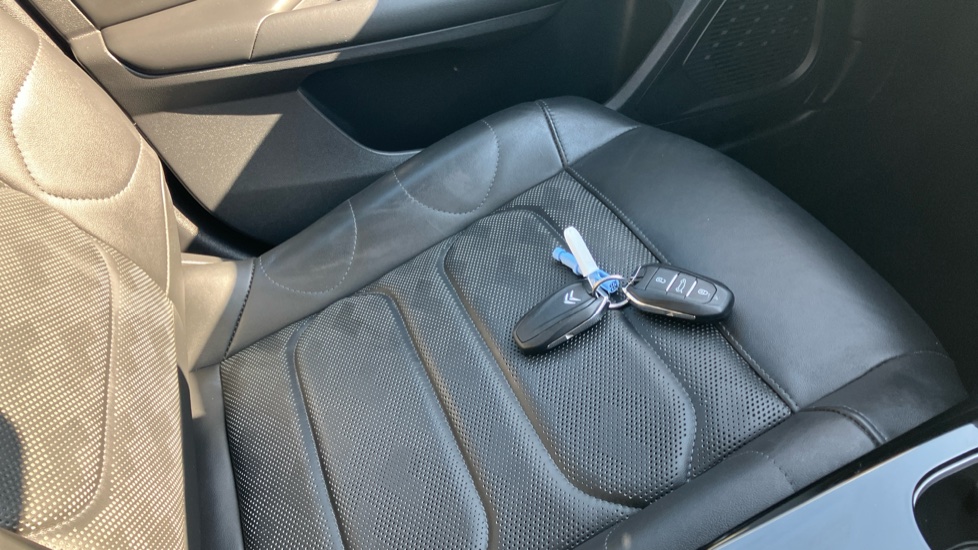 Citroen C5 X 1.2 PureTech 130 Shine Plus 5dr EAT8 Petrol Estate - Image 19