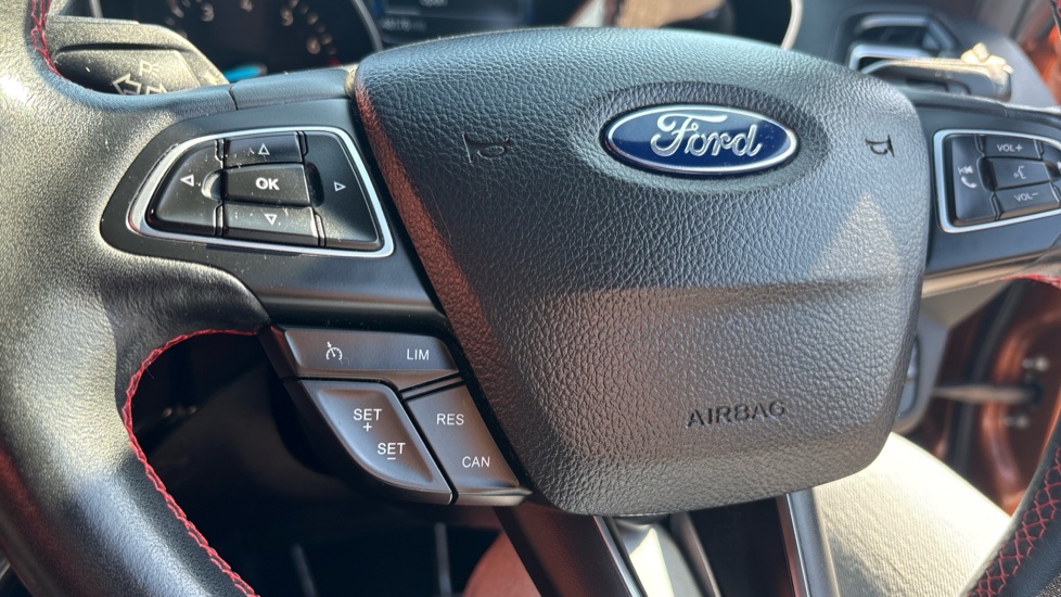Ford Kuga 1.5 EcoBoost ST-Line 5dr 2WD Petrol Estate - Image 24