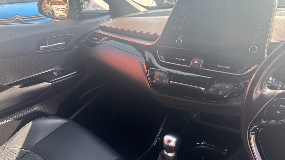 Toyota C-HR 1.8 Hybrid Excel 5dr CVT Hybrid Hatchback - Image 14