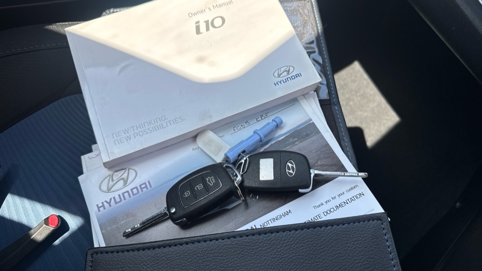 Hyundai i10 1.0 Premium 5dr Petrol Hatchback - Image 19