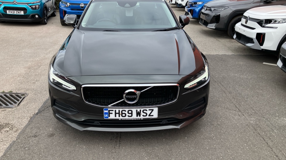 Volvo V90 2.0 D4 Momentum Plus 5dr Geartronic Diesel Estate - Image 8