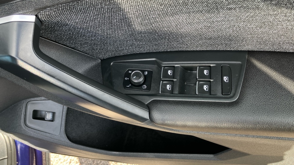 SEAT Tarraco 2.0 EcoTSI Xcellence 5dr DSG 4Drive Petrol Estate - Image 29