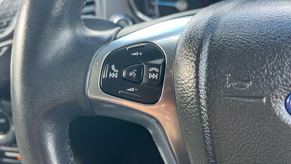 Ford EcoSport 1.0 EcoBoost Titanium 5dr [17in] Petrol Hatchback - Image 21