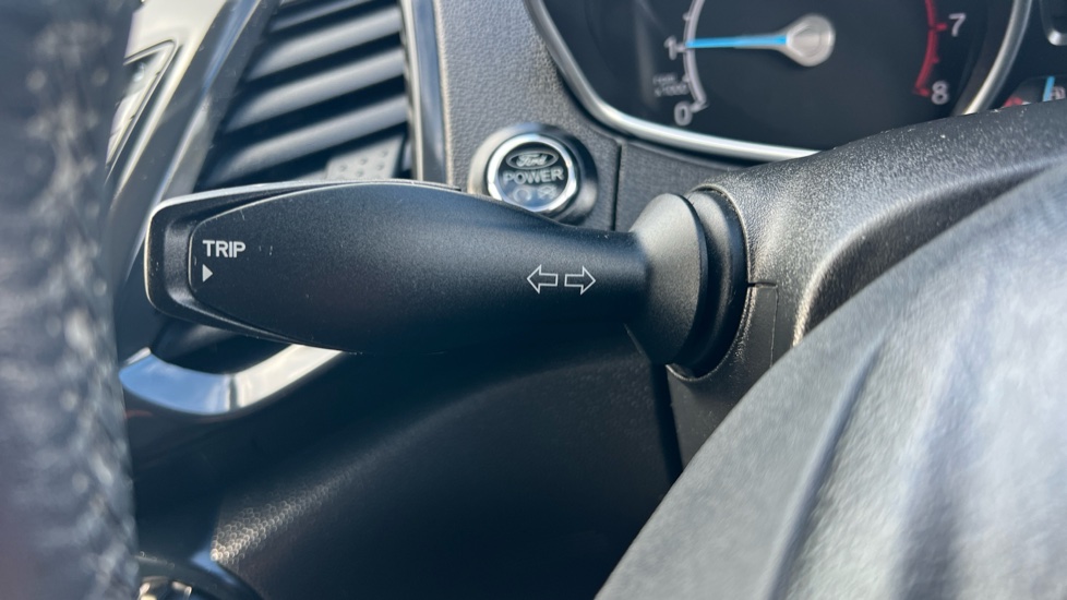 Ford EcoSport 1.0 EcoBoost Titanium 5dr [17in] Petrol Hatchback - Image 23