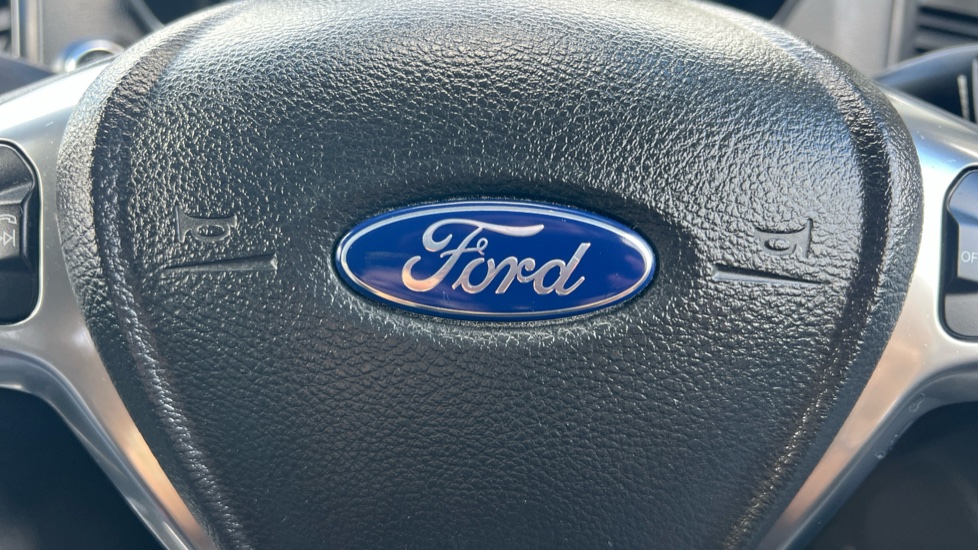 Ford EcoSport 1.0 EcoBoost Titanium 5dr [17in] Petrol Hatchback - Image 37