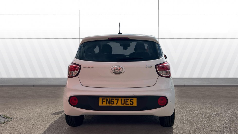 Hyundai i10 1.2 Premium SE 5dr Petrol Hatchback - Image 6