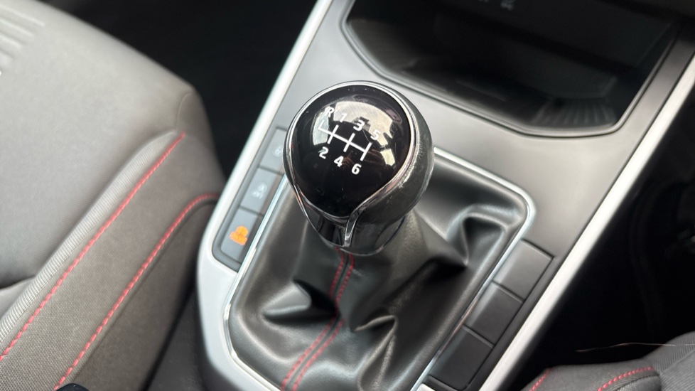 SEAT Arona 1.0 TSI 115 FR [EZ] 5dr Petrol Hatchback - Image 13
