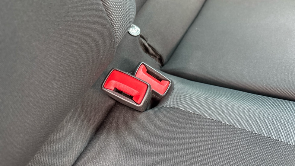 SEAT Arona 1.0 TSI 115 FR [EZ] 5dr Petrol Hatchback - Image 17