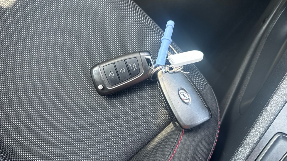 Hyundai KONA 1.0 TGDi 48V MHEV N Line 5dr Petrol Hatchback - Image 20