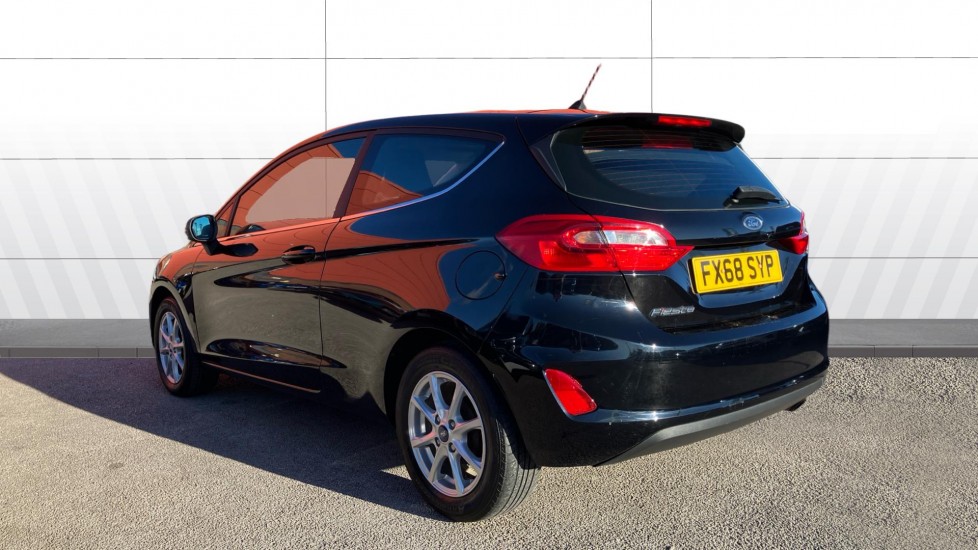 Ford Fiesta 1.0 EcoBoost Zetec 3dr Petrol Hatchback - Image 2