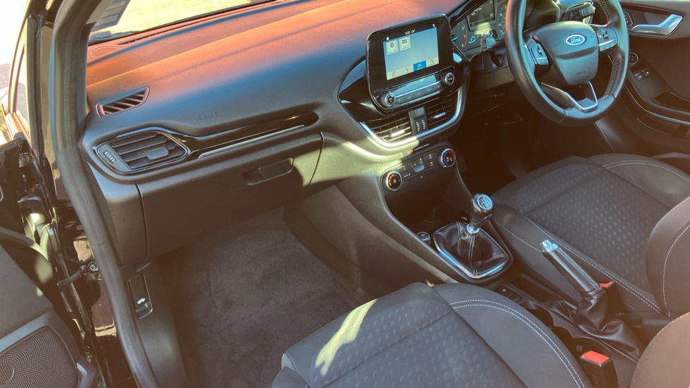Ford Fiesta 1.0 EcoBoost Zetec 3dr Petrol Hatchback - Image 14