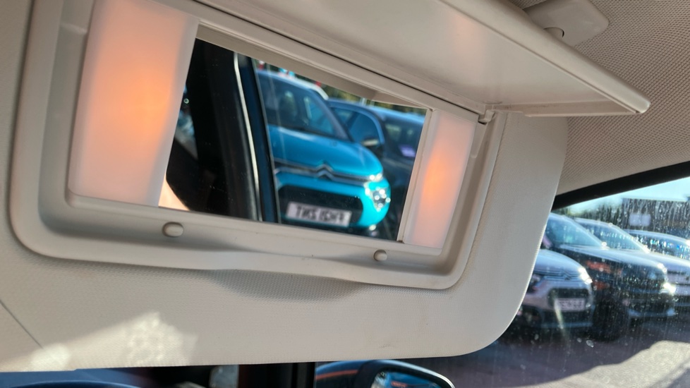 Ford Fiesta 1.0 EcoBoost Zetec 3dr Petrol Hatchback - Image 32