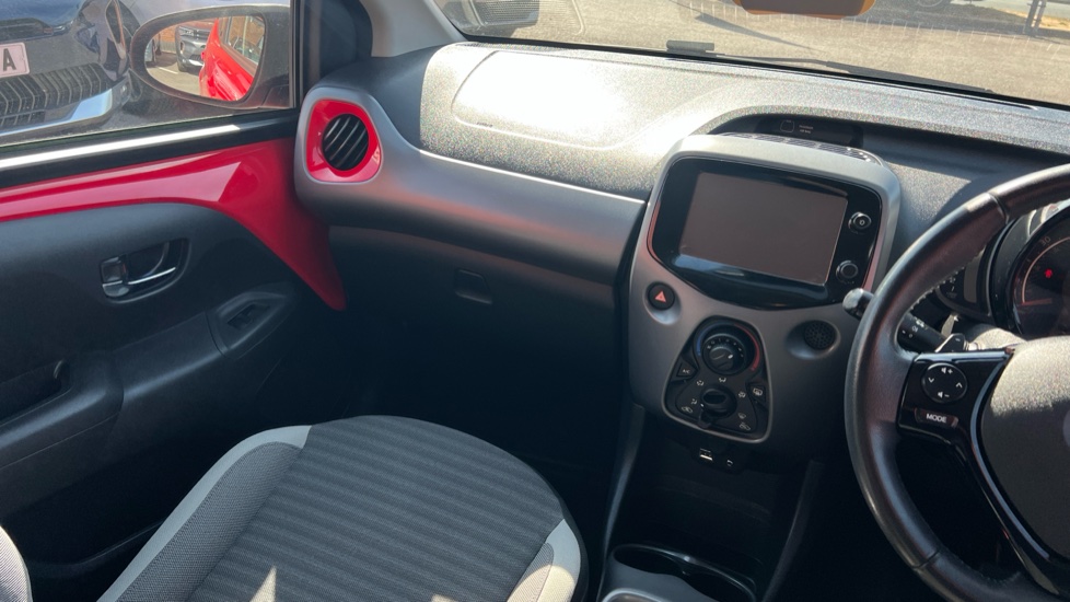 Toyota Aygo 1.0 VVT-i X-Play 5dr x-shift Petrol Hatchback - Image 14