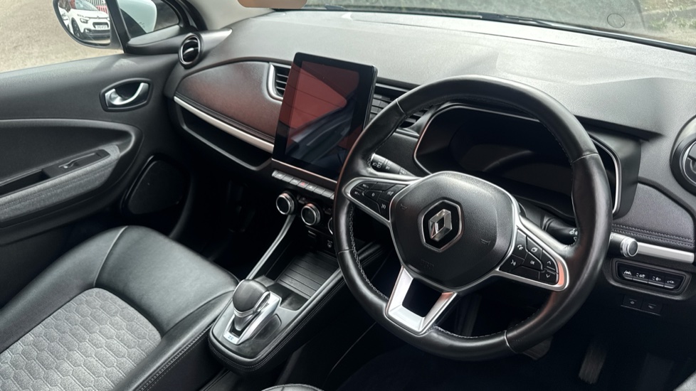 Renault Zoe 100kW GT Line + R135 50kWh Rapid Charge 5dr Auto Electric Hatchback - Image 11