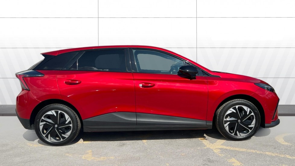 MG MG4 150kW Trophy EV Long Range 64kWh 5dr Auto Electric Hatchback - Image 5
