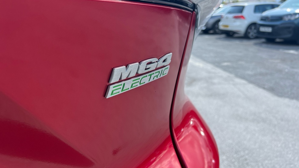 MG MG4 150kW Trophy EV Long Range 64kWh 5dr Auto Electric Hatchback - Image 19