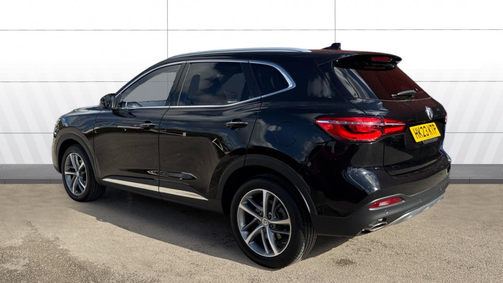 MG HS 1.5 T-GDI Exclusive 5dr DCT Petrol Hatchback - Image 2