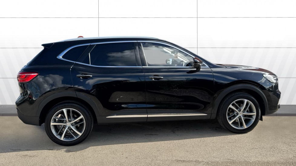 MG HS 1.5 T-GDI Exclusive 5dr DCT Petrol Hatchback - Image 5