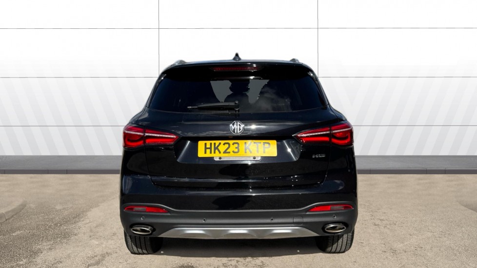 MG HS 1.5 T-GDI Exclusive 5dr DCT Petrol Hatchback - Image 6