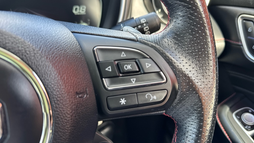 MG HS 1.5 T-GDI Exclusive 5dr DCT Petrol Hatchback - Image 22