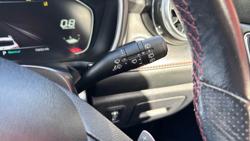 MG HS 1.5 T-GDI Exclusive 5dr DCT Petrol Hatchback - Image 23