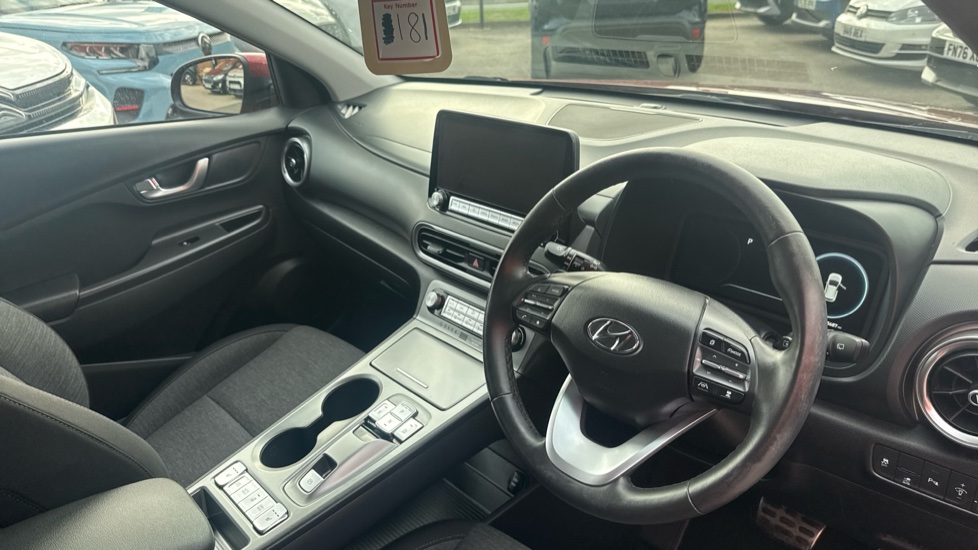 Hyundai KONA 100kW Premium 39kWh 5dr Auto Electric Hatchback - Image 11
