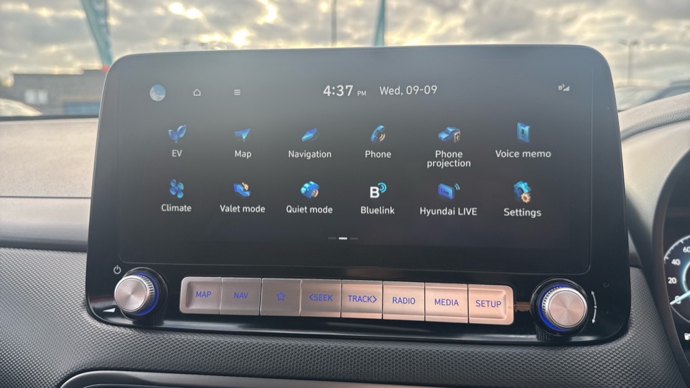 Hyundai KONA 100kW Premium 39kWh 5dr Auto Electric Hatchback - Image 12