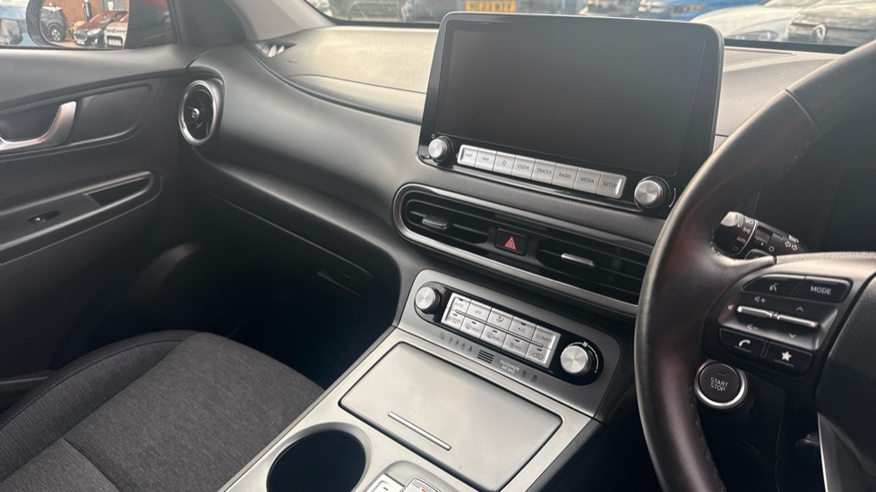 Hyundai KONA 100kW Premium 39kWh 5dr Auto Electric Hatchback - Image 14