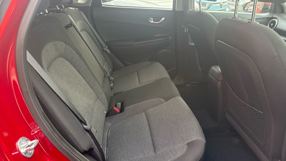 Hyundai KONA 100kW Premium 39kWh 5dr Auto Electric Hatchback - Image 16
