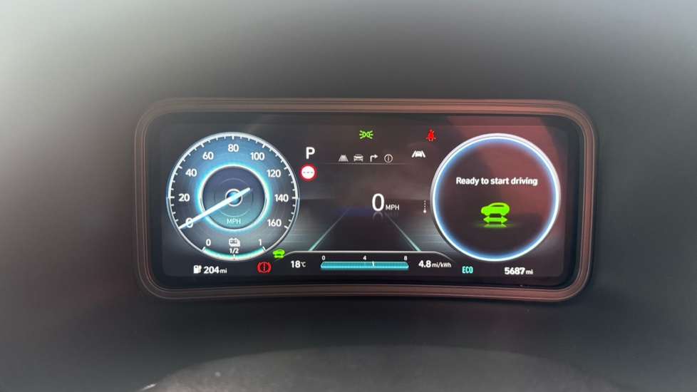 Hyundai KONA 100kW Premium 39kWh 5dr Auto Electric Hatchback - Image 18
