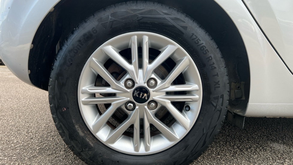 Kia Picanto 1.0 2 5dr [4 seats] Petrol Hatchback - Image 7