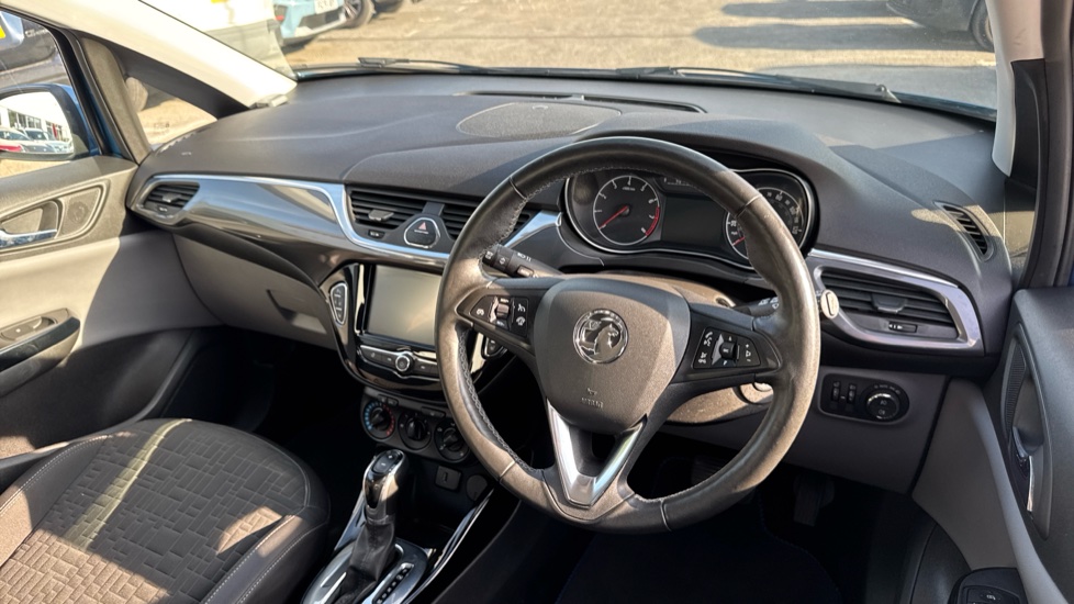 Vauxhall Corsa 1.4 SE 5dr Auto Petrol Hatchback - Image 10