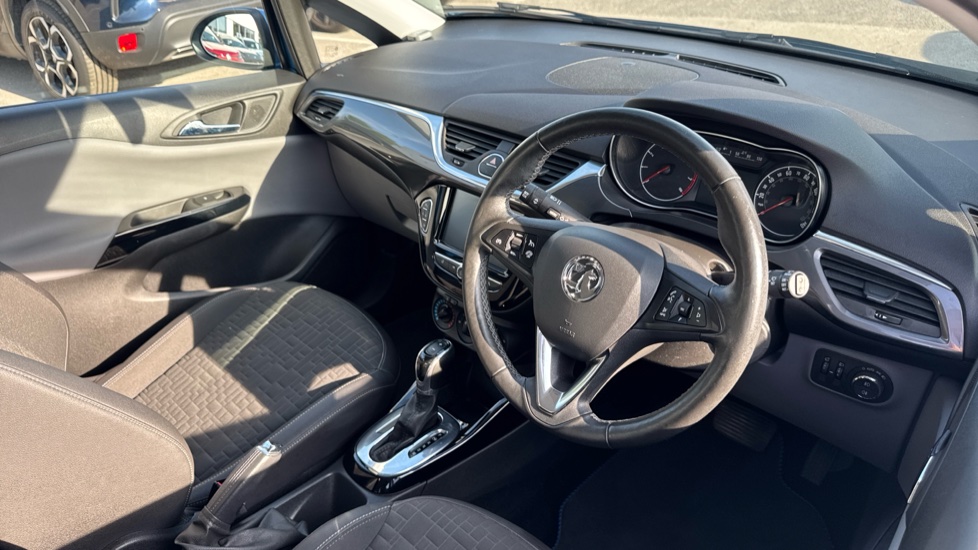 Vauxhall Corsa 1.4 SE 5dr Auto Petrol Hatchback - Image 11