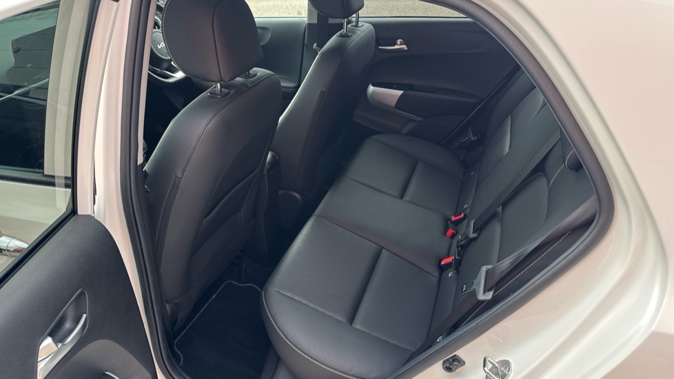 Kia Picanto 1.0 X-Line S 5dr Auto Petrol Hatchback - Image 16