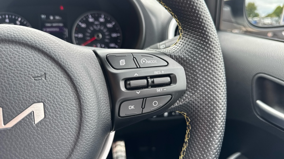 Kia Picanto 1.0 X-Line S 5dr Auto Petrol Hatchback - Image 31