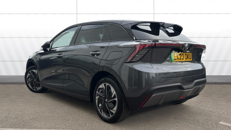 MG MG4 150kW Trophy EV Long Range 64kWh 5dr Auto Electric Hatchback - Image 2