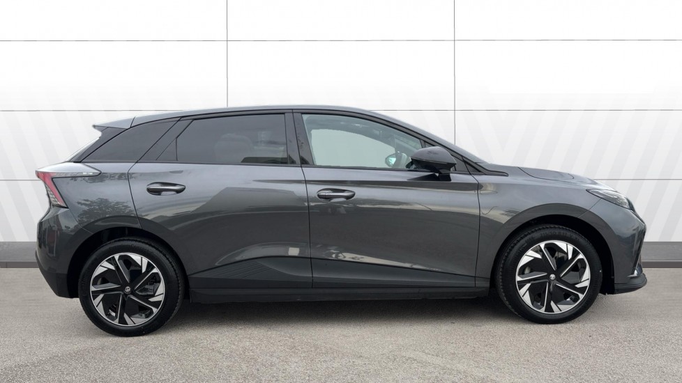 MG MG4 150kW Trophy EV Long Range 64kWh 5dr Auto Electric Hatchback - Image 5