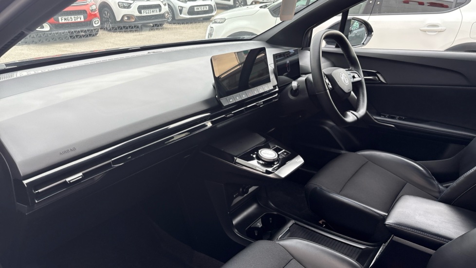 MG MG4 150kW Trophy EV Long Range 64kWh 5dr Auto Electric Hatchback - Image 9