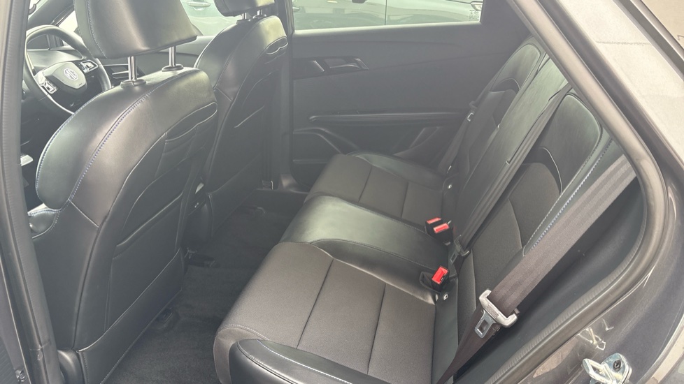 MG MG4 150kW Trophy EV Long Range 64kWh 5dr Auto Electric Hatchback - Image 16