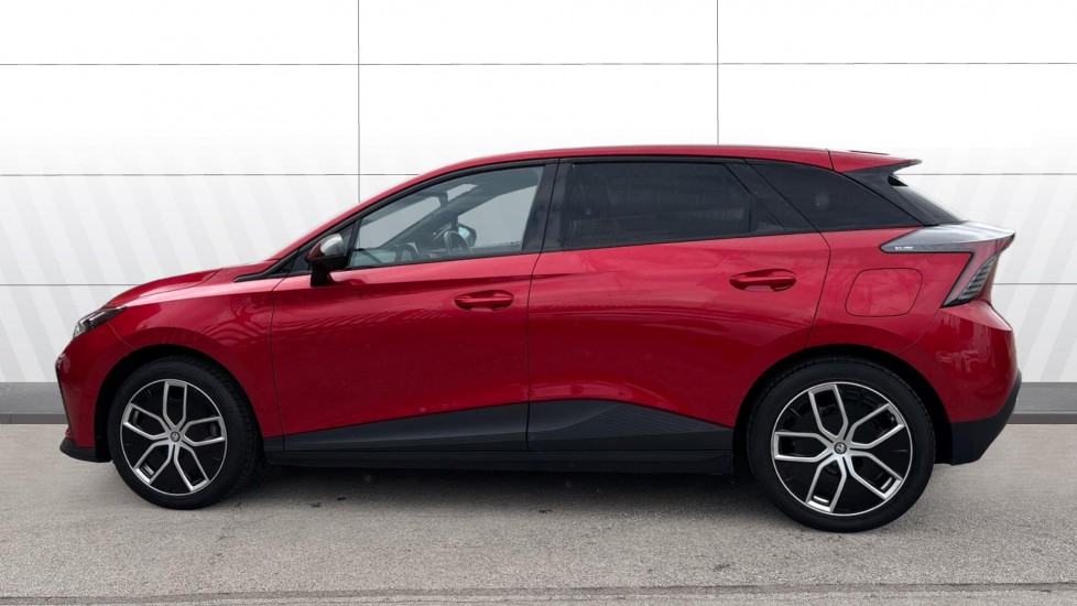 MG MG4 150kW Trophy EV Long Range 64kWh 5dr Auto Electric Hatchback - Image 5