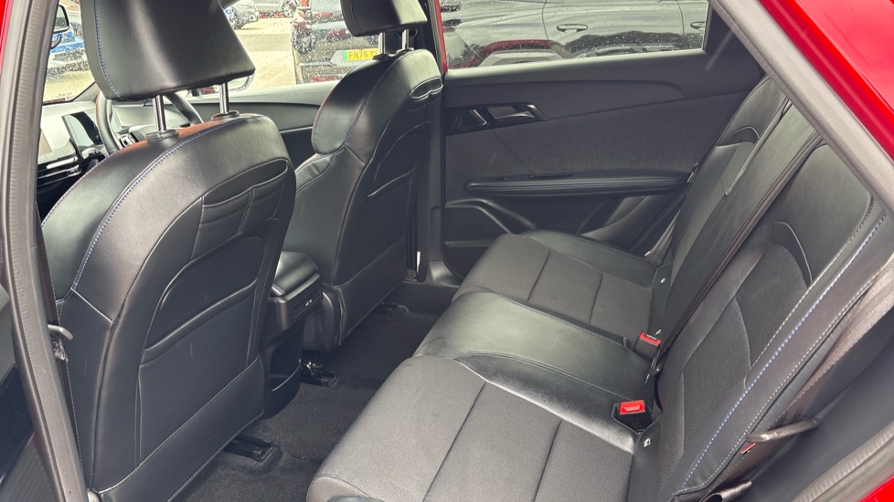 MG MG4 150kW Trophy EV Long Range 64kWh 5dr Auto Electric Hatchback - Image 16