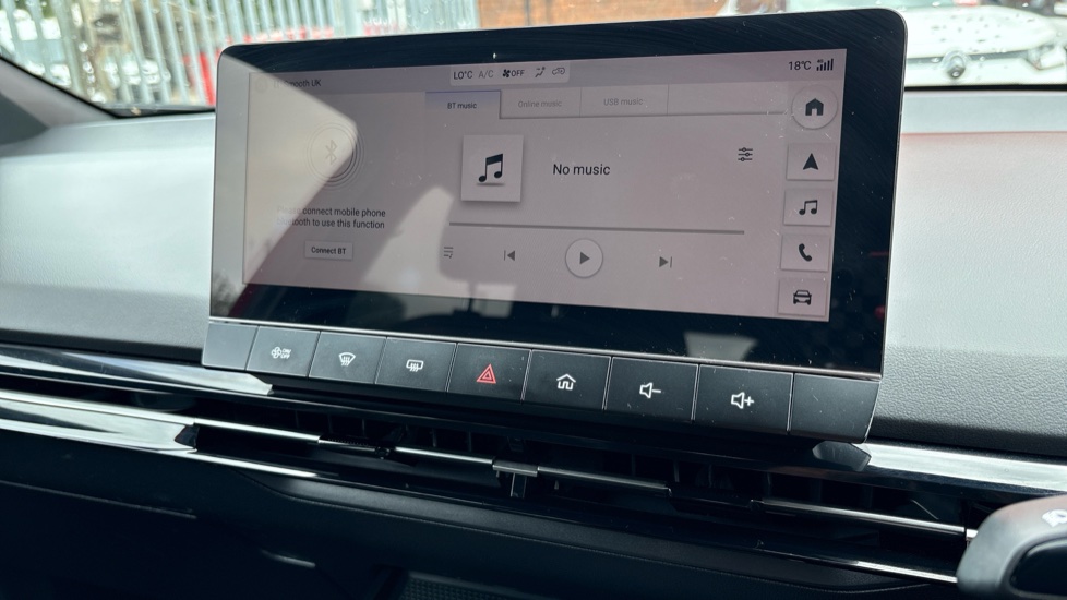 MG MG4 150kW Trophy EV Long Range 64kWh 5dr Auto Electric Hatchback - Image 29