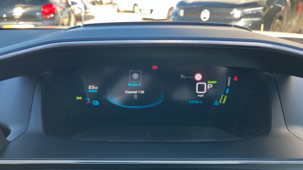 Peugeot 2008 100kW GT 50kWh 5dr Auto Electric Estate - Image 18