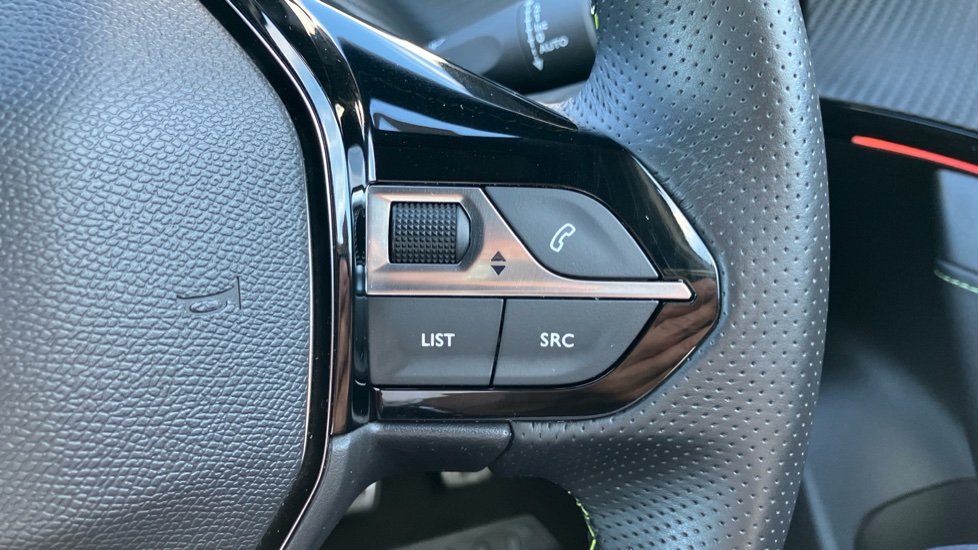 Peugeot 2008 100kW GT 50kWh 5dr Auto Electric Estate - Image 31