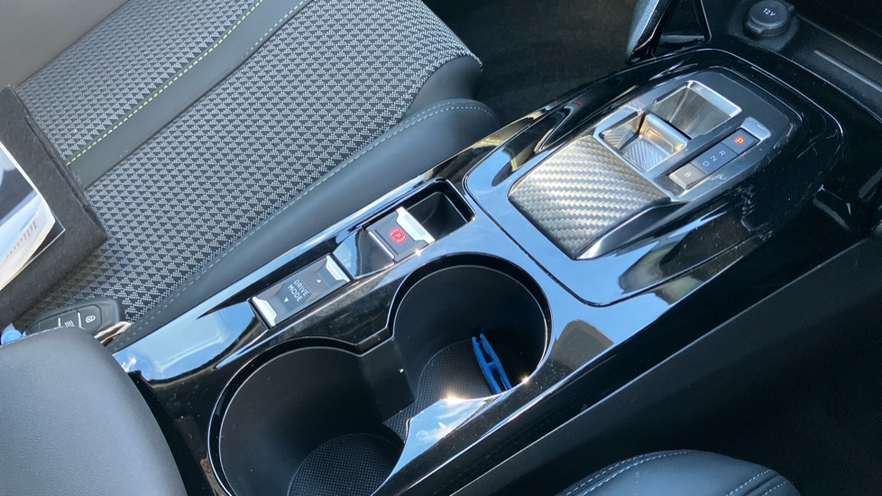 Peugeot 2008 100kW GT 50kWh 5dr Auto Electric Estate - Image 35