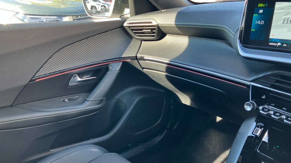 Peugeot 2008 100kW GT 50kWh 5dr Auto Electric Estate - Image 36