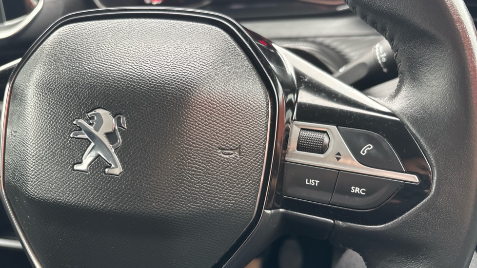 Peugeot 208 1.2 PureTech Active Premium 5dr Petrol Hatchback - Image 23