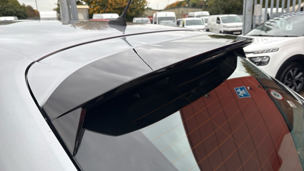 Peugeot 208 1.2 PureTech Active Premium 5dr Petrol Hatchback - Image 30