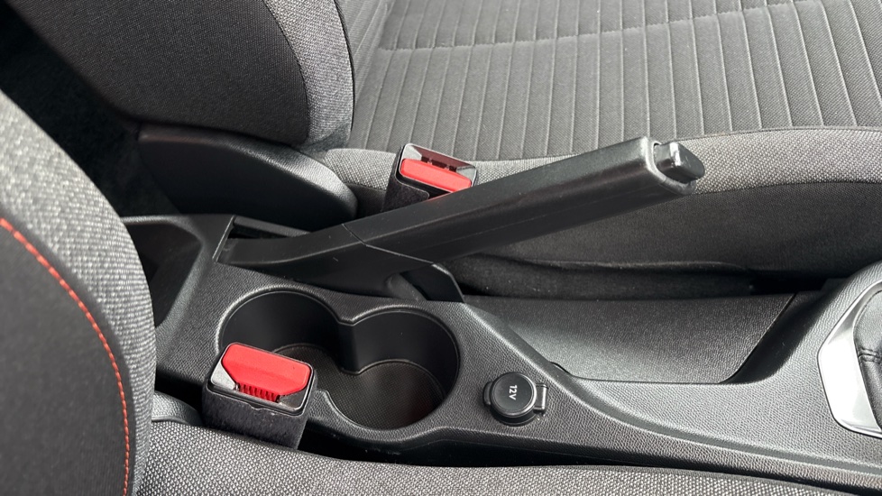 Peugeot 208 1.2 PureTech Active Premium 5dr Petrol Hatchback - Image 37