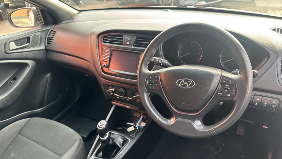 Hyundai i20 1.2 Go SE 5dr Petrol Hatchback - Image 10